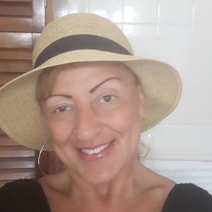 Meet your Posher, Janet